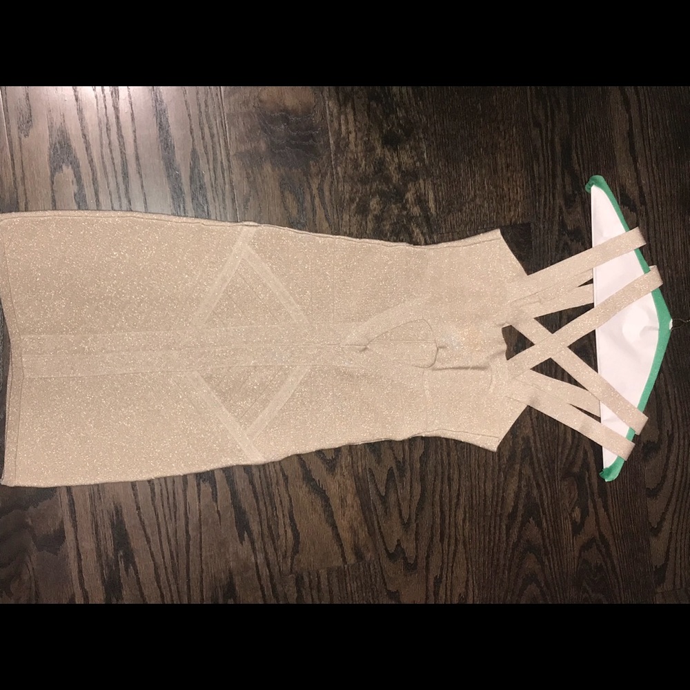 Gold/glitter bandage dress - Picture 2 of 2